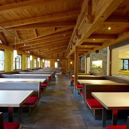 Hostel Wurzenrainer &
